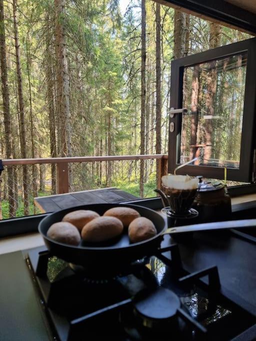 Treetop Ekne - Hytte I Skogen Med Hengebru Hotel Levanger Eksteriør billede
