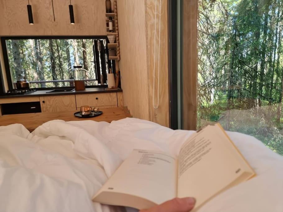 Treetop Ekne - Hytte I Skogen Med Hengebru Hotel Levanger Eksteriør billede